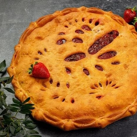 ПИРОГ С КЛУБНИКОЙ, 500 г. ПИРОГ С КЛУБНИКОЙ, 500 г.