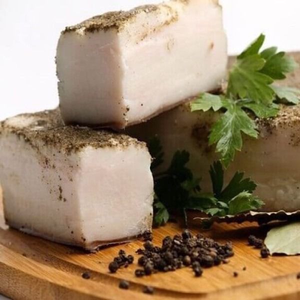 Шпик свиной по-домашнему Шпик свиной по-домашнему