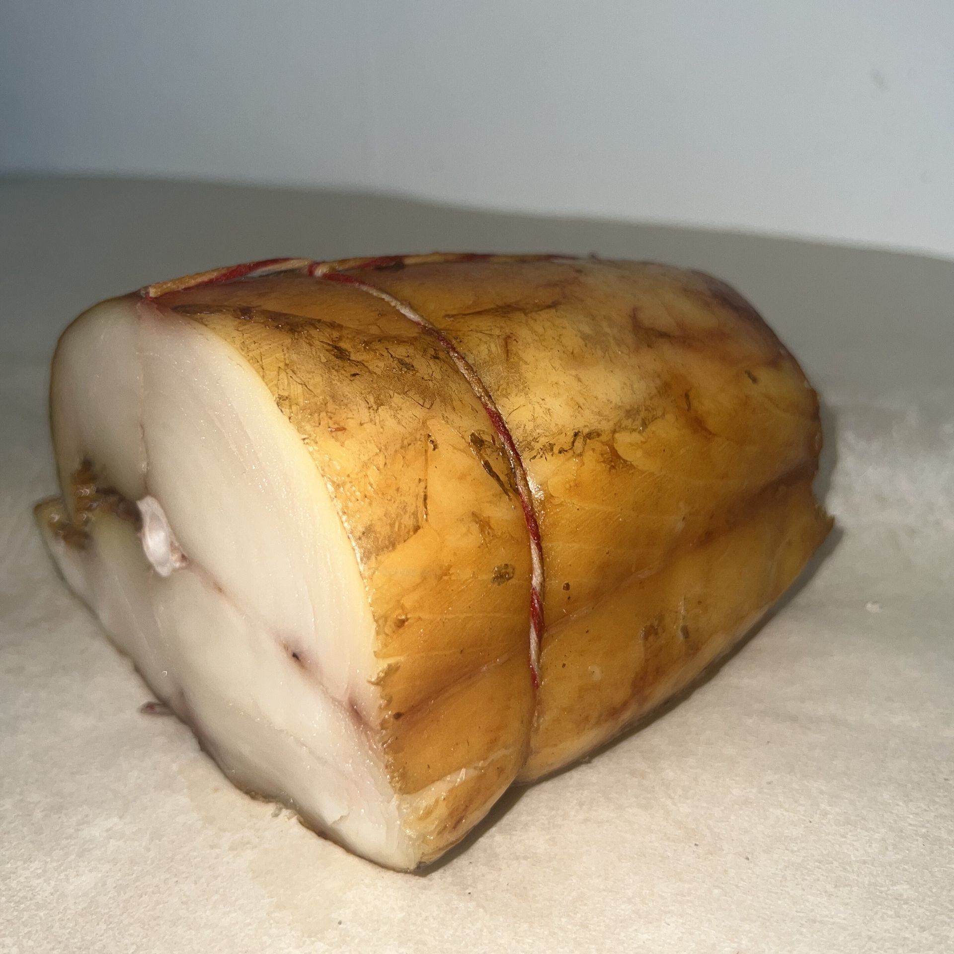 Клыкач горячего копчения Клыкач горячего копчения