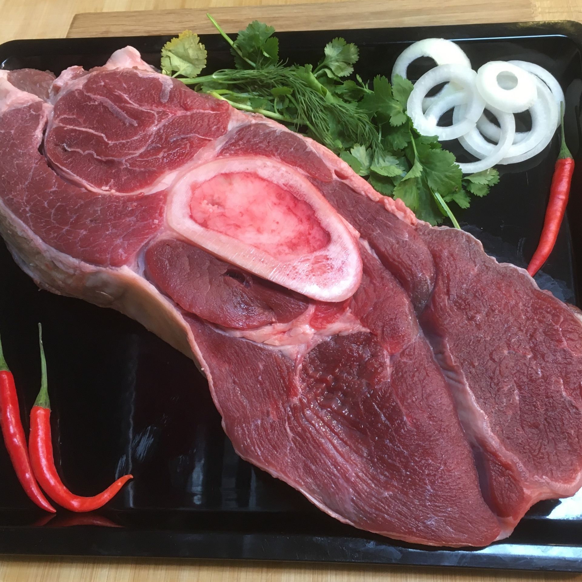 Лопатка молодого бычка на кости