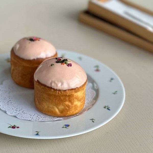 Булочки клубника шоколад Булочки клубника шоколад