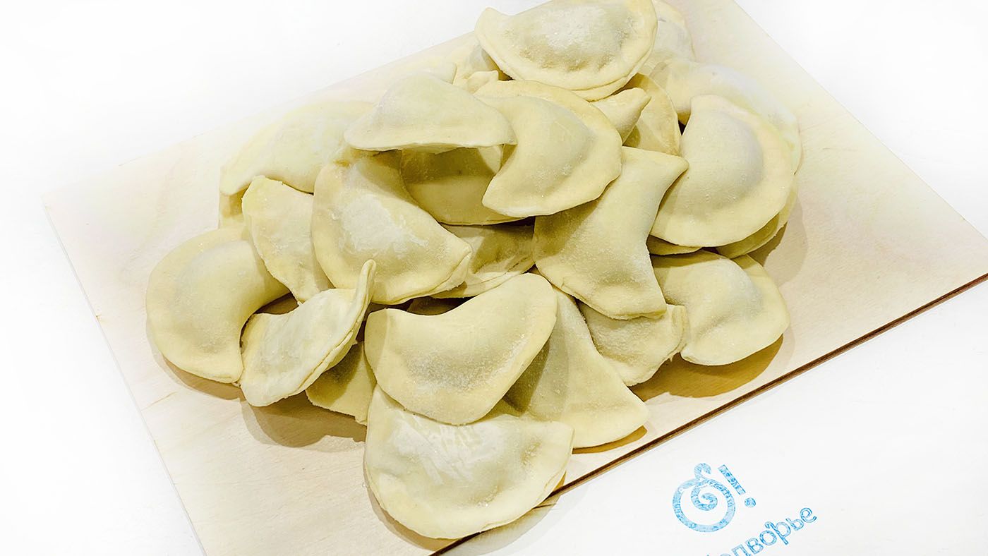 Вареники (ручная лепка) с картошкой и жареным лучком (Домашняя замороженная продукция)