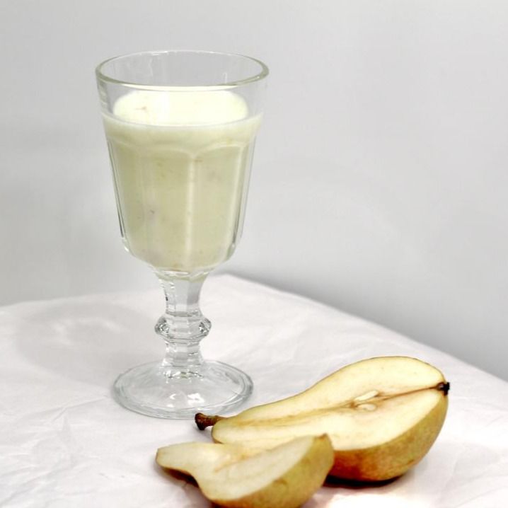 Йогурт питьевой с начинкой 0,5 л (джем) груша