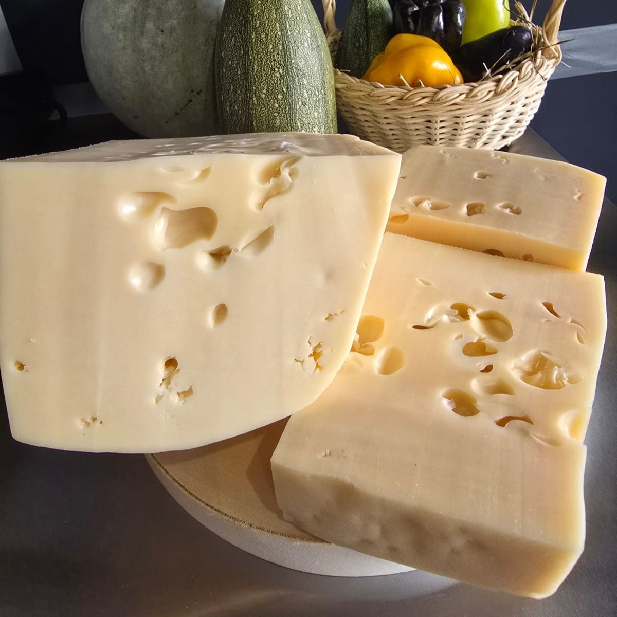 Сыр Маасдам Сыр Маасдам