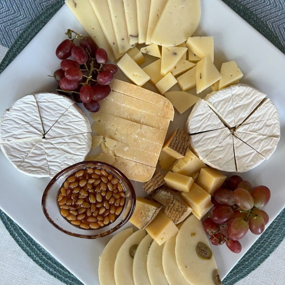 Сырная тарелка Сырная тарелка