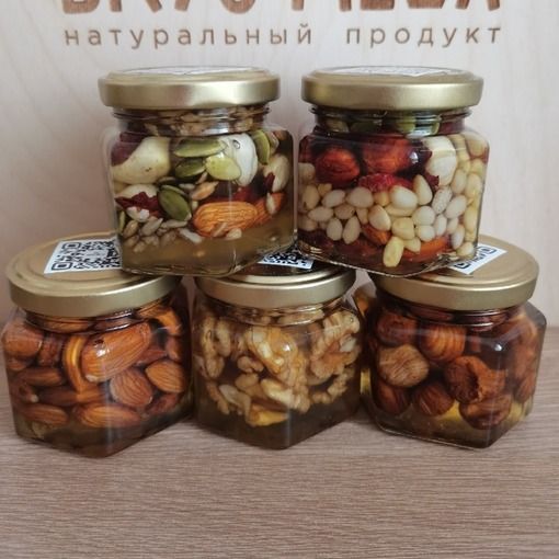 Мед и микс орехов 150г Мед и микс орехов 150г
