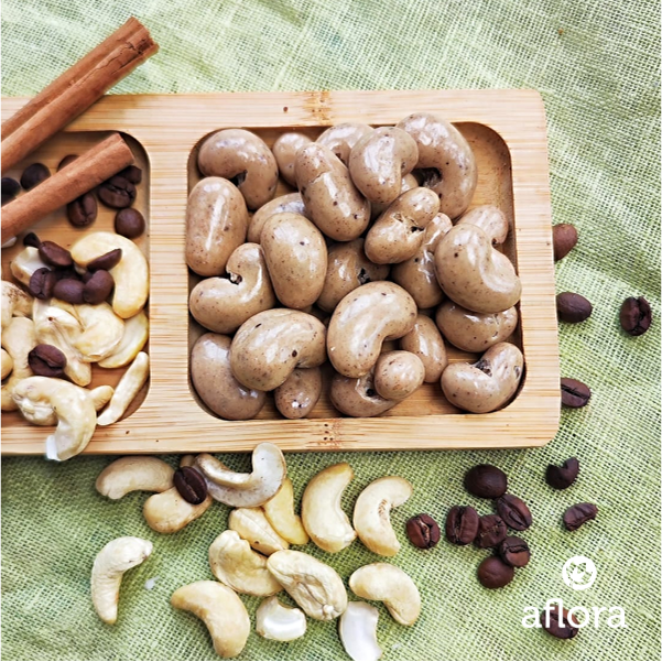 Кешью в шоколаде белом и молотым кофе с корицей /100 гр-2