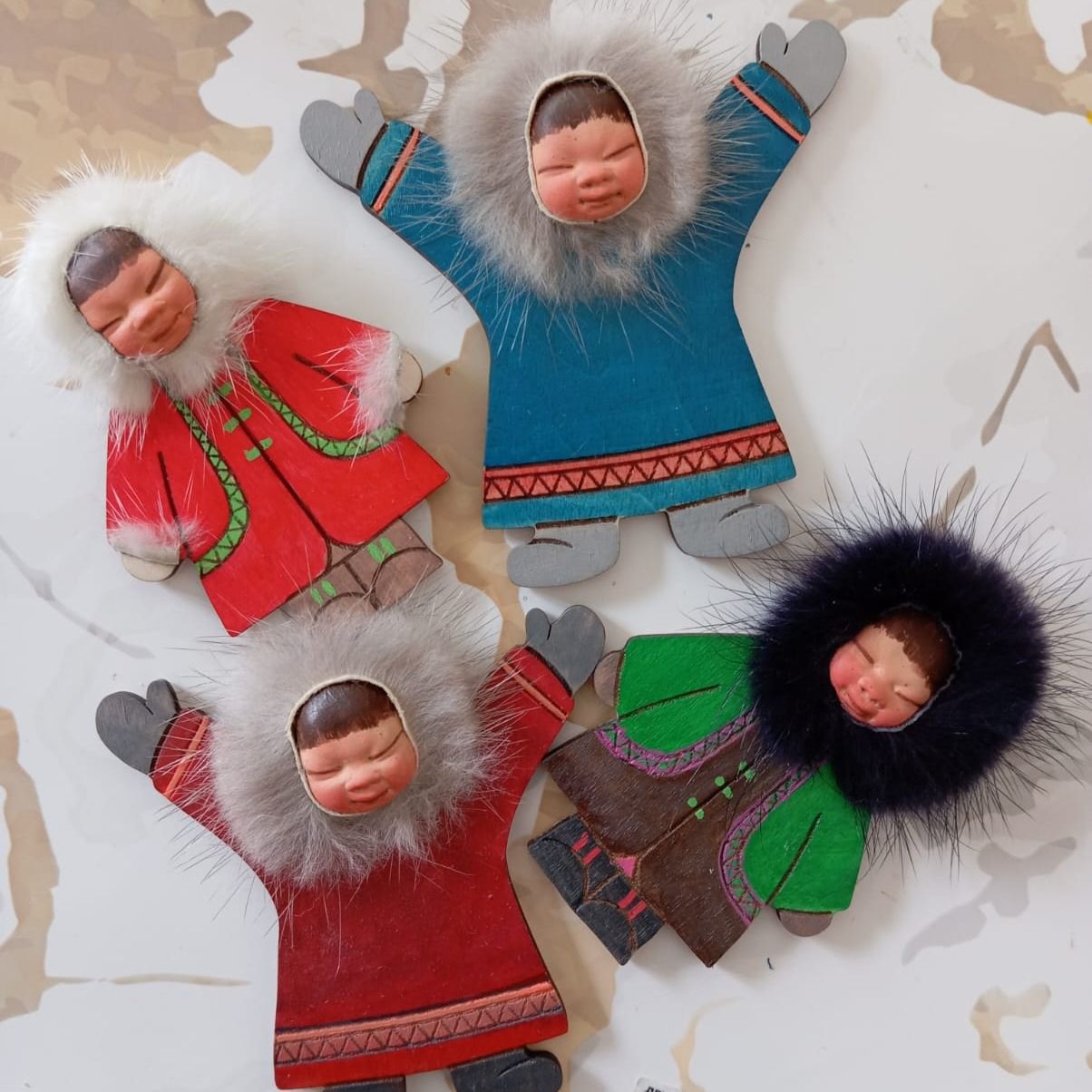 Магниты деревянные
