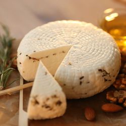 Сыр Муромский "Богатырский" (прованские травы)
