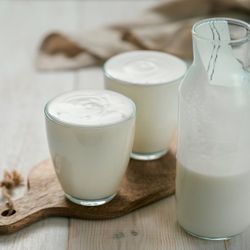 Кефир деревенский 3.2% 500 мл.
