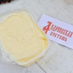 Масло сливочное деревенское 82.5%