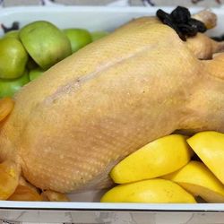 Гусь маринованный в сливочно-медовом маринаде