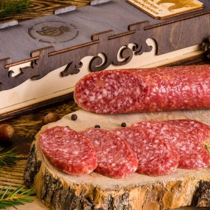 Колбаса из мяса Медведя с пармезаном