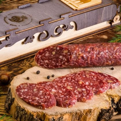 Колбаса из мяса Лося с грецким орехом