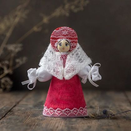 Удачница девица кукла