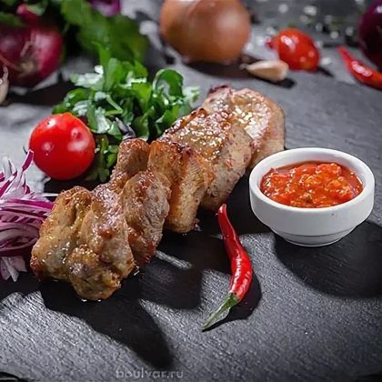 Шашлык из свиной шеи Шашлык из свиной шеи