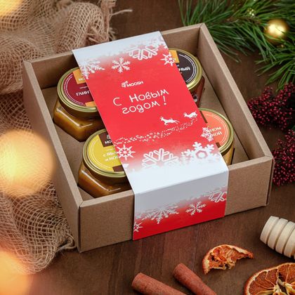 Медовый набор Четыре Вкуса в Новогодней открытке