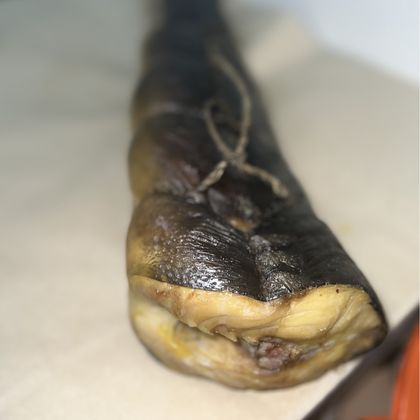 Осётр горячего копчения Осётр горячего копчения