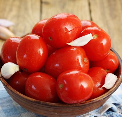 Помидоры красные маринованные Помидоры красные маринованные