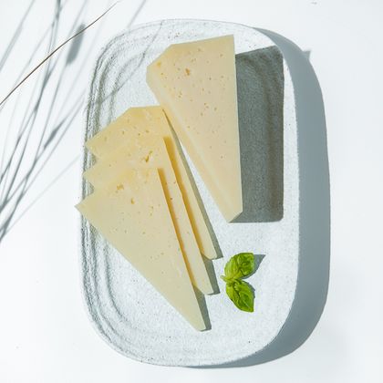 Фермерский сыр Российский