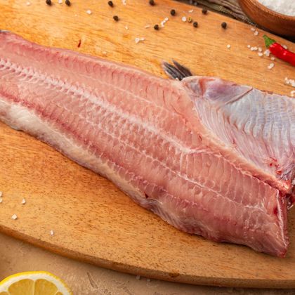 Кларий угревидный филе на коже охл Кларий угревидный филе на коже охл