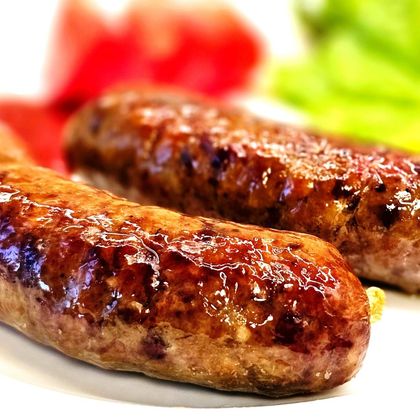 Колбаски с вяленой говядиной и ореховой солью Колбаски с вяленой говядиной и ореховой солью