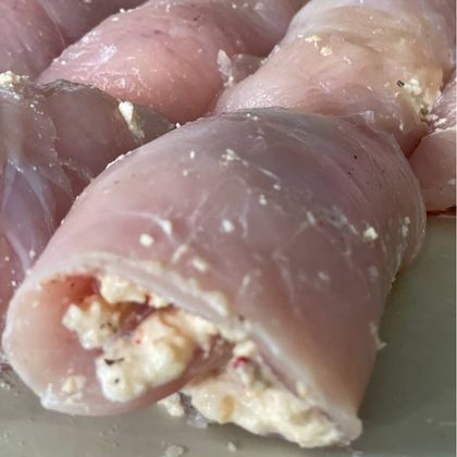 Рулетики куриные с сыром и зеленью