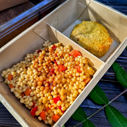 Паста с овощами и котлетой из судака/240 гр Паста с овощами и котлетой из судака/240 гр