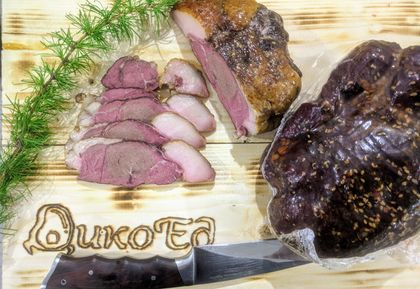 Мясо медведя варено-копченое - упаковка 0.3 Кг. Мясо медведя варено-копченое - упаковка 0.3 Кг.